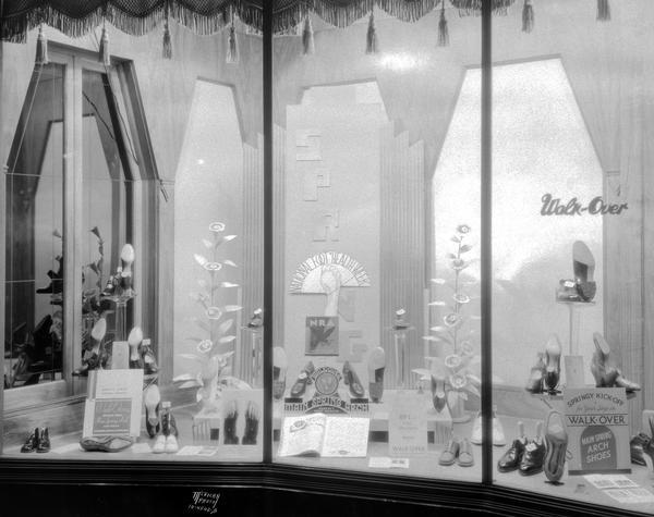 Walk-Over Shoe Store, 8 E. Mifflin Street, display window for National Foot Health Week with National Recovery Administration sign.