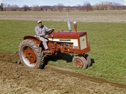 international 404 tractor