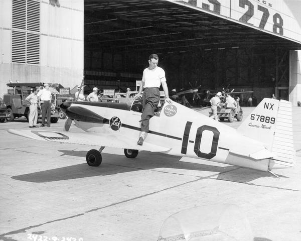 Herman "Fish" Salmon and his airplane, the "Cosmic Wind," at the 1947 National Air Races. This image is from the collection of Harry Bruno, the publicist for the Goodyear Trophy competition.