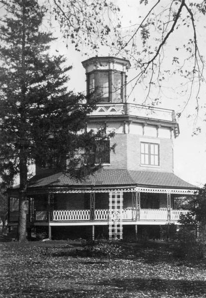 West elevation of the Octagon house.