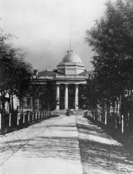 Exterior view of the second Wisconsin State Capitol, (the second State Capitol was the first built in Madison).
