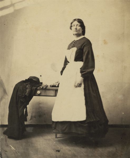 Harriet Douglas Whetten (b.1822). Whetten was a volunteer nurse during the Civil War. She served on hospital ships out of New York and Philadelphia from 1862 to 1865, and later as nurses' superintendent at the Carver Hospital in Washington, D.C.