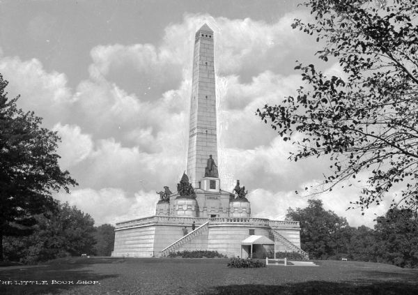 View across lawn toward the Lincoln Tomb, the final resting place of Abraham Lincoln, his wife Mary, and three of their four sons, Edward, William, and Thomas. The tomb was dedicated in 1874.