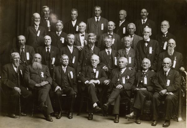 Group portrait of the survivors of the 22nd Wisconsin Volunteer Regiment at their reunion.