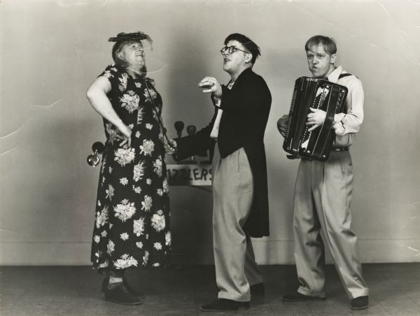 The Dizzy Sizzlers were a comedy band based in Watertown that performed throughout Wisconsin during the 1950s and 1960s.