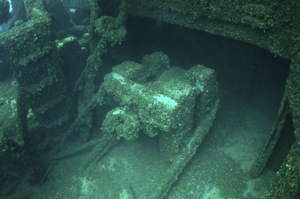 Coupling Block on the <i>Milwaukee</i> Underwater view of the coupling block on the sunken <i>Milwaukee</i>.