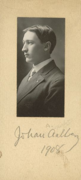 Waist-up profile portrait of Johan A. ("J.A.") Aalberg, a member of the Typographical Union No. 106, and editor and publisher of <i>The Madison labor news</i>.