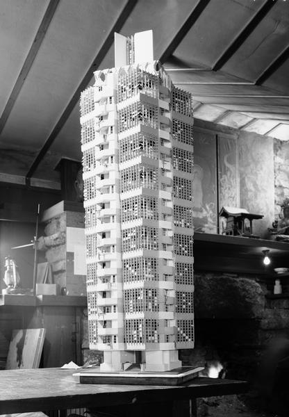 Frank Lloyd Wright's model for St. Mark's -in-the-Bouwerie Towers project, ca. 1927-1931, intended for New York City. Photograph taken at Frank Lloyd Wright's studio.