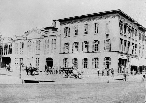 Exterior view of the Haertel Brewery which later became the Eulberg Brewery.