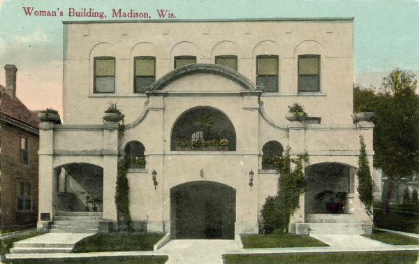 Exterior of the Woman's Club Building, 240 West Gilman Street.  Built from 1904 to 1908, the building was designed by J.K. Cady, architect. Caption reads: "Woman's Building, Madison, Wis."