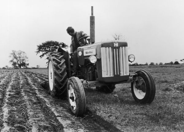 276 International Tractor Manual