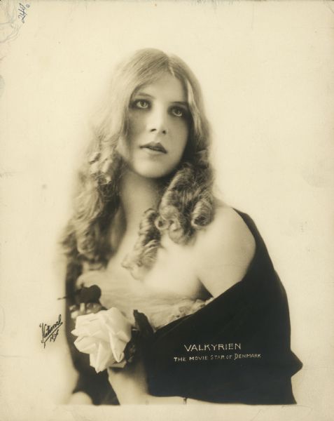 Publicity portrait of Valda Valkyrien, known as "The Movie Star of Denmark."