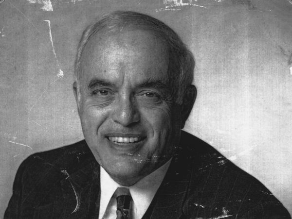 Robert Novak Head and shoulders portrait of newspaper and television journalist Robert Novak.