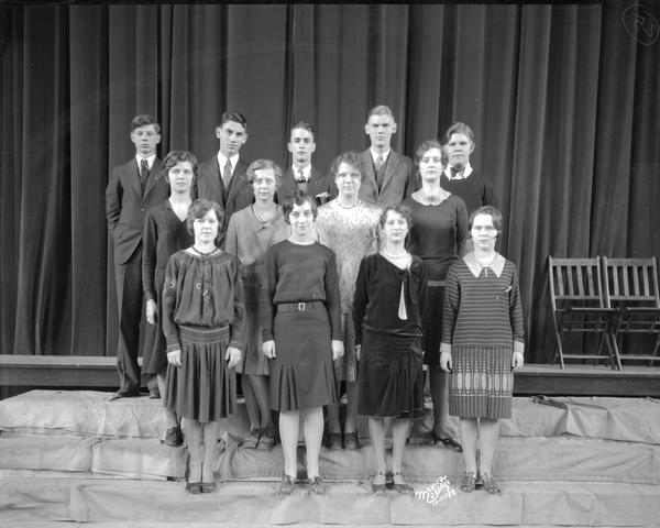 East High School National Honor Society, posing in a keystone formation.