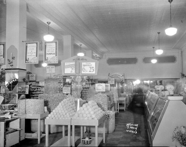 Kroger Grocery & Bakery, 3 N. Pinckney Street, interior showing produce and bakery, alternate view.