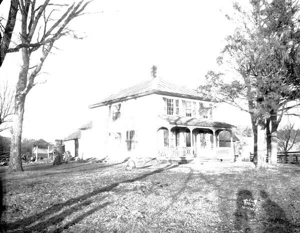 James Sweet Donald farmstead, built in 1858, on the "Rock View Farm," now called Vernon Valley Farms, at 1972 Hwy 92 near Mount Vernon. It is on the National Register of Historic Places.