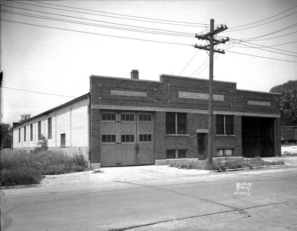 Hill's Dry Goods store warehouse, 34 N. Charter Street. (Sign on the building says Davis Transfer Co.)