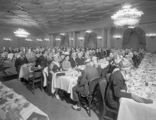C.U.N.A. (Credit Union National Association) banquet in the Crystal Ballroom at the Loraine Hotel.