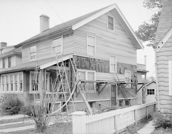 House at 2135 Linden Avenue, under construction by Fitzpatrick Lumber Co.