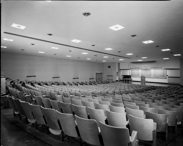 University of Wisconsin Commerce Building, Mark Ingraham Hall, 1155 Observatory Drive, with an interior view of the auditorium (B10) from the rear. Law, Law, Potter and Nystrom, architects.