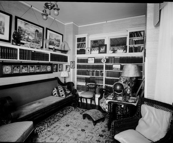 First floor library in Lucian M. Hanks house, 525 Wisconsin Avenue.