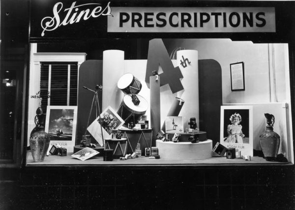 An elaborate window display made for the occasion of the 4th of July at Stines Prescription Pharmacy.
