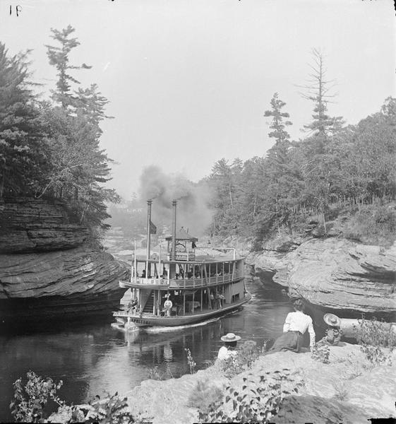 Narrows; From Devil's Elbow, "Apollo No. 1" Steamboat; woman and two girls, probably Evaline Bennett, Ruth Bennett, and Miriam Bennett.