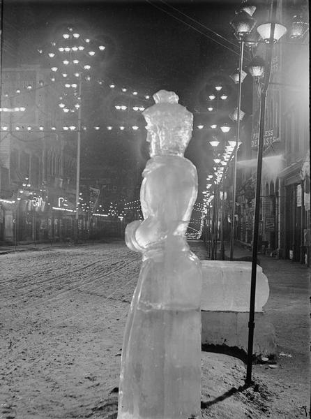 St. Paul Ice Carnival. Night view of ice figure on Third Street.