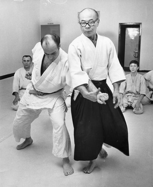 An Aikido class in session.