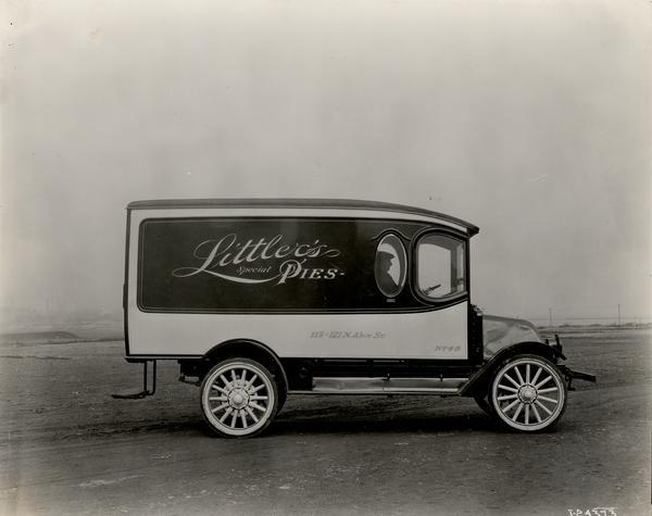 International truck model 21 owned by Littler's Pies. The company commissioned this special body design as well as hard rubber tires and acetylene headlamps.