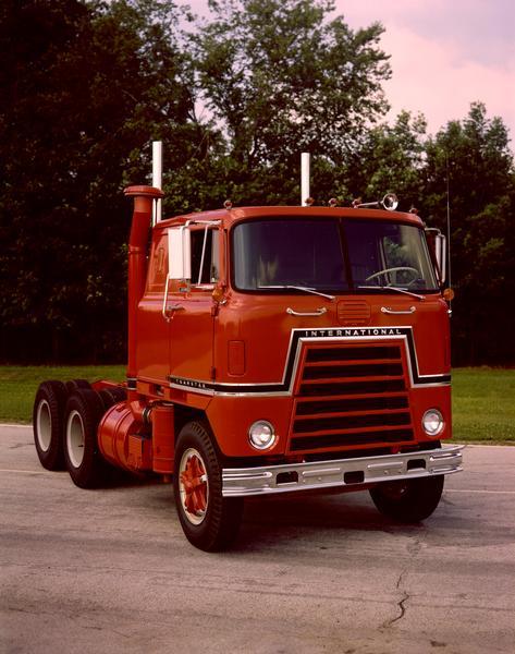 Color photograph of an International Transtar CO-4090 semi truck.