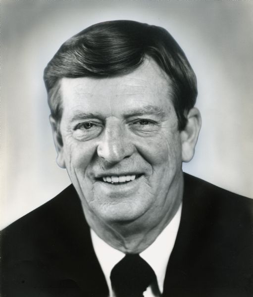 Louis W. Menk, International Harvester executive. Menk was CEO of the company May-December of 1982.