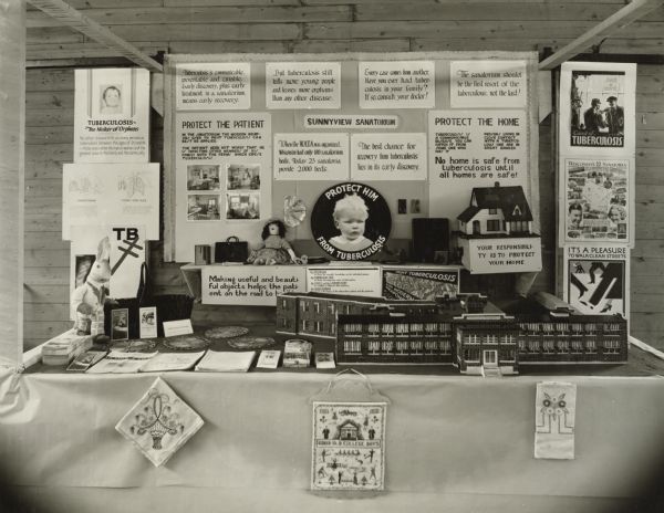 Wisconsin Lung Association informational display. Features model of and information on Sunnyview Sanatorium. The Wisconsin Lung Association was previously known as the Wisconsin Anti-Tuberculosis Association.