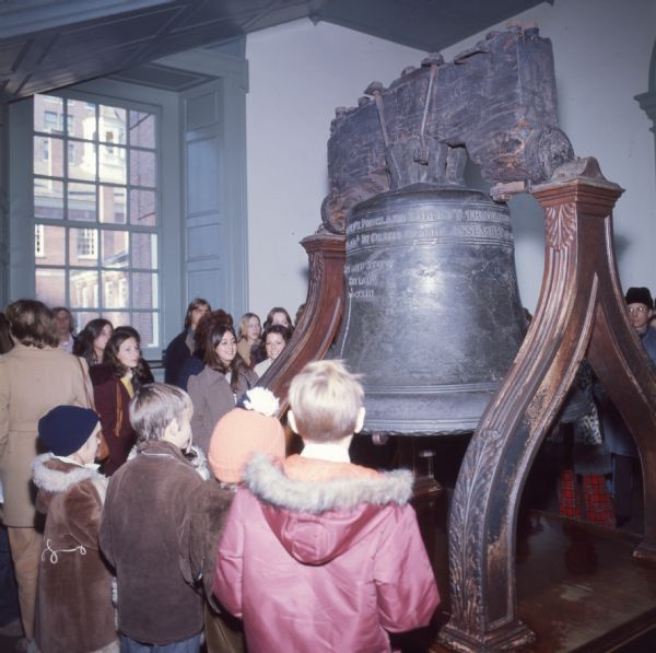 A crowd gathered around the Liberty Bell.