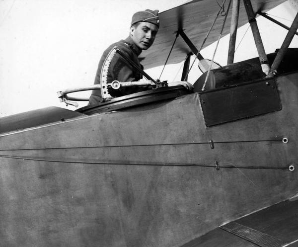 A portrait of Alvin C. Reis of Madison during his service in World War I. During the war, Reis commanded several observation balloon squadrons. Later, he became a Dane County Circuit Court judge. 
