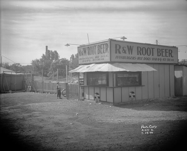 R & W Root Beer stand, at East Washington Avenue and Thornton Avenue.