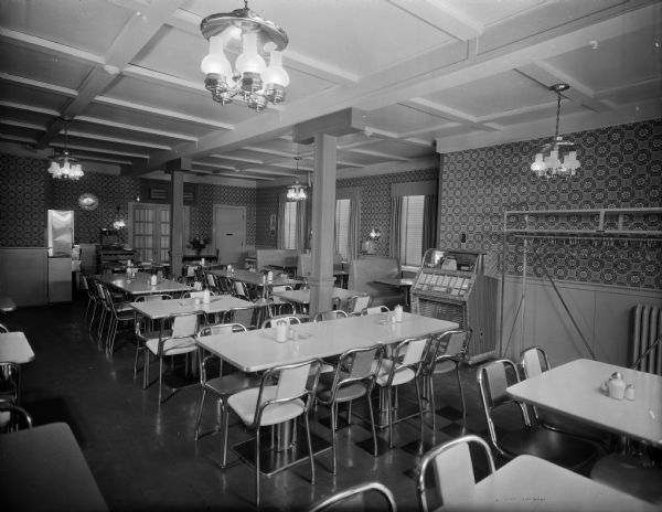 Leske's Steak House main dining room from the front door, 2827 Atwood Avenue, with jukebox.