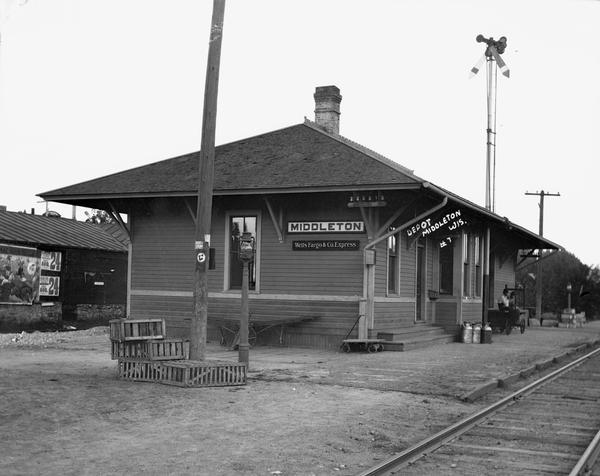 Exterior view of the Middleton railroad depot.