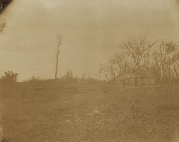 A cabin (possibly of Bug-u-ma-ge-sik), located near the Ojibwa-Pillager Battle at Sugar Point on Bear Island.