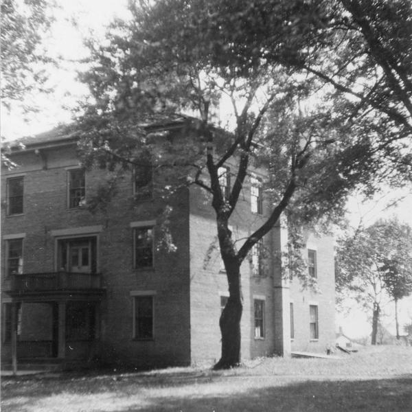 Albion Academy and Normal Institute. The school was founded in 1853 by Seventh Day Baptists from Vermont and New York. In 1901, it was taken over by Norwegian District Lutheran Synod and it closed in 1914.