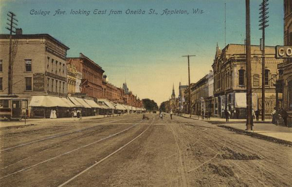 View down College Avenue. Caption reads: "College Ave. looking East from Oneida St., Appleton, Wis."