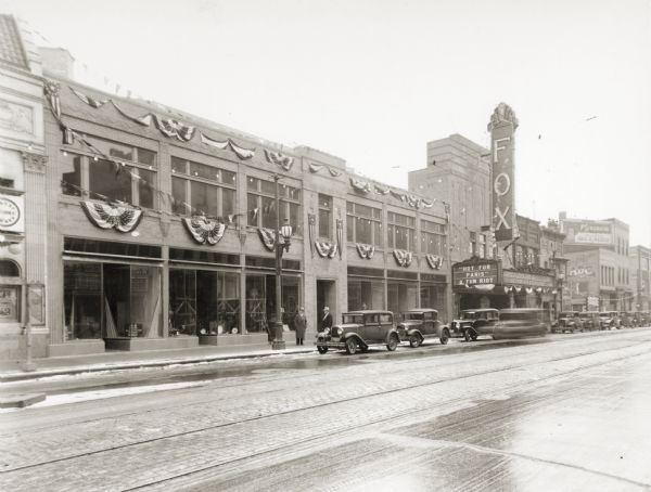 View of downtown Green Bay with the Fox Theatre.