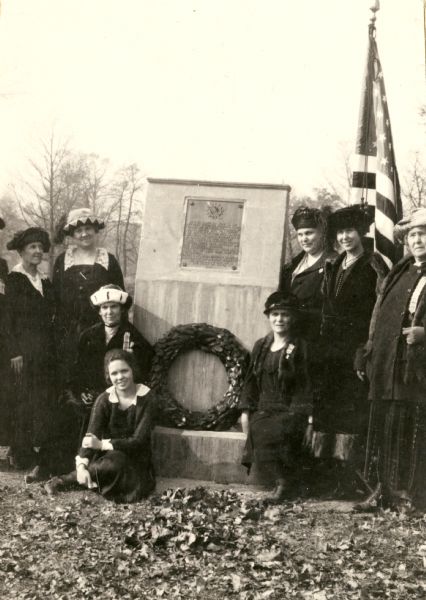 Dedication of the Pecatonica Battleground marker, erected by the Rhoda Hinsdal Chapter of the Daughters of the Revolution of Shullsburg and by the town of Wiota.