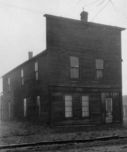 Exterior view of the Roy trading post, built in about 1857.