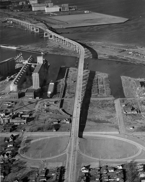 Aerial view of the Duluth-Superior bridge.