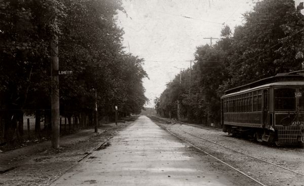 Lake Shore Road in Somers. A streetcar is on the right.