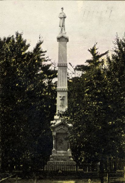 Soldiers' Monument in Fountain Park.
