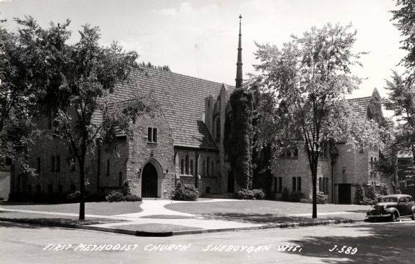 Exterior view of the First Methodist Church. Caption reads: "First Methodist Church, Sheboygan, Wis."