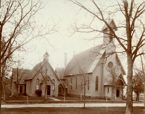 Exterior view of St. Peter's Episcopal Church.