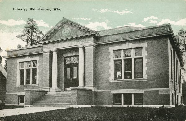Rhinelander Public Library. Caption reads: "Library, Rhinelander, Wis."
